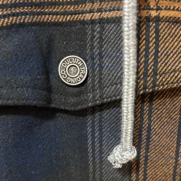 Duluth Trading Co Navy & Brown Plaid Hooded Flannel Shirt Jacket - Picture 5 of 9